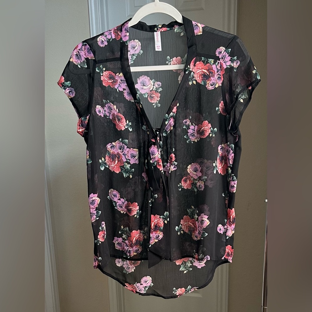 Xhilaration Black and Floral Tie Front Top